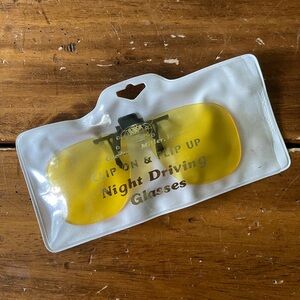 Vntg NIGHT DRIVING GLASSES CLIP-ON *SEE CLEAR  AT NIGHT* sz. XL 2 1/2 x  2 1/8"